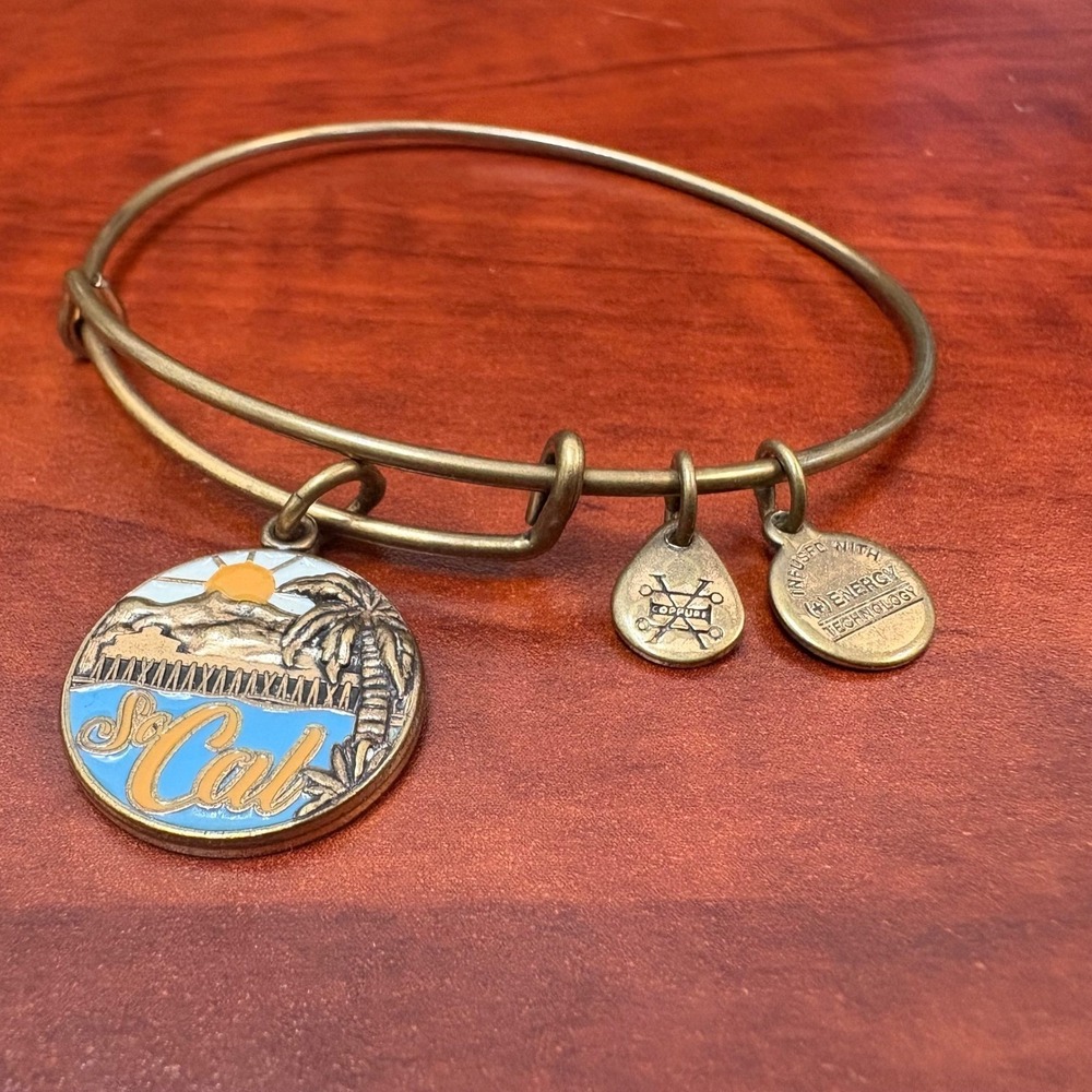 Alex‎ and Ani SoCal Charm Expandable Bangle Bracelet Rafaelian Gold